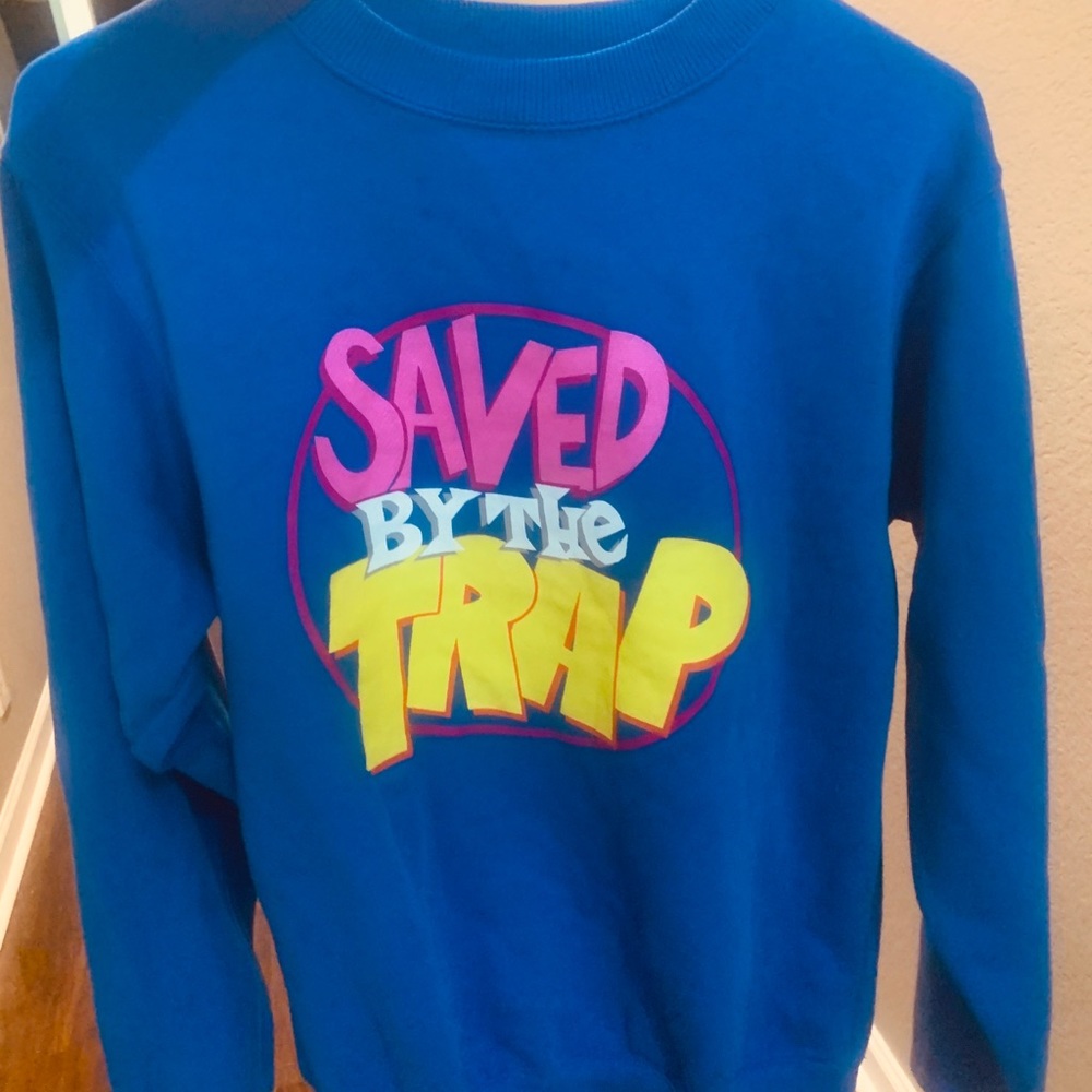 Fashion nova sweater “Saved by the trap”